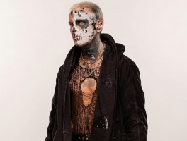 达比·艾伦（Darby Allin）：想去太空溜达溜达，那可太带劲了！